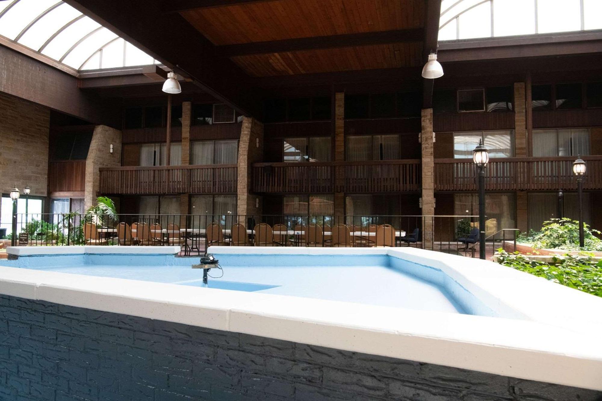 Quality Inn & Conference Center Somerset Exterior foto